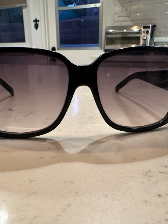 Gucci Black Frame Sunglasses with Gradient Gray Lenses main image 4
